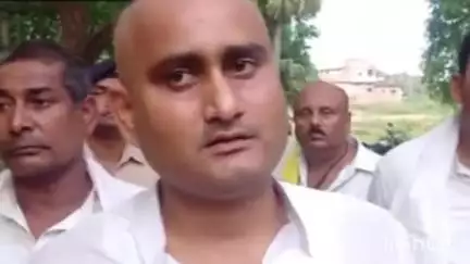 मधवापुर: साहरघाट: मस्तराम कुटी के महंत की हत्या पर विधायक ने लिया जायजा, प्रेस को दी जानकारी