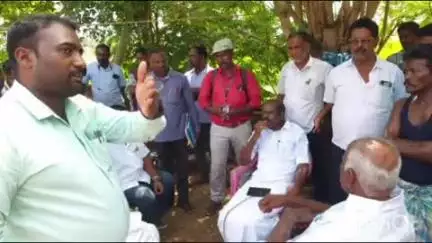 அரக்கோணம்: மாங்காட்டுசேரி கிராமத்தில் 50 ஆண்டுகால மயான பாதை பிரச்சனைக்கு தீர்வு கண்ட சட்டமன்ற சு.ரவி உறுப்பினர்