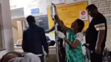 फतेहपुर: रामगढ़ बाईपास पर टेंपो और ट्राले की टक्कर में तीन लोग घायल, दो गंभीर घायलों को किया गया चूरू रेफर