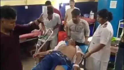 আলিপুরদুয়ার ১: আলিপুরদুয়ার জেলা হাসপাতালে চিকিৎসাধীন জেলা পরিষদের সদস্য