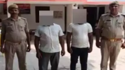 बहराइच: बैकुंठा से कोतवाली देहात पुलिस ने दहेज उत्पीड़न से संबंधित मुकदमे में वांछित 2 अभियुक्तों को गिरफ्तार कर न्यायालय भेजा