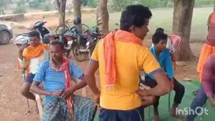 आयुष ग्राम तीरथा में त्रैमासिक स्वास्थ्य एवं जन जागरूकता शिविर का आयोजन, 164 लोगों का उपचार कर औषधि वितरण किया गया