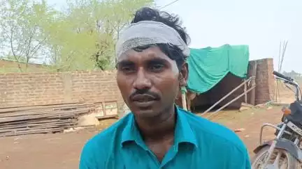 नईगढ़ी: नईगढ़ी थाना क्षेत्र के धोबिया गांव निवासी रजनीश साकेत के साथ मारपीट, नईगढ़ी थाने में मामला दर्ज