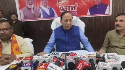 सिराथू: सयारा गेस्ट हाउस में भाजपा सांसद ने मोदी सरकार की उपलब्धियां गिनाईं, ऑपरेशन सिंदूर पर कहा- कांग्रेस पार्टी गैर जिम्मेदार