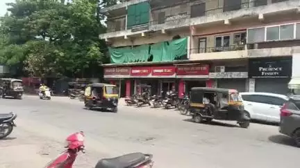 नगर: लाल टाकी परिसरात दुचाकीच्या डिक्कीतून पाच लाख साठ हजारांची चोरी