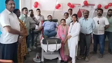सुपौल: सुपौल में विश्व रक्तदाता दिवस पर रक्तदान शिविर का आयोजन, सदर अस्पताल के रक्त केंद्र की वर्षगांठ भी मनाई गई