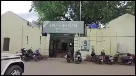 नगर: पान टपरी चालकास जातिवाचक शिवीगाळ करून बेदम मारहाण सहा जणांविरुद्ध महाराणीसह अट्रोसिटी कायद्यान्वये गुन्हा दाखल