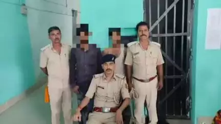 गोपालगंज: थावे थाने की पुलिस ने दो अलग-अलग मामलों में दो आरोपियों को किया गिरफ्तार: थानाध्यक्ष