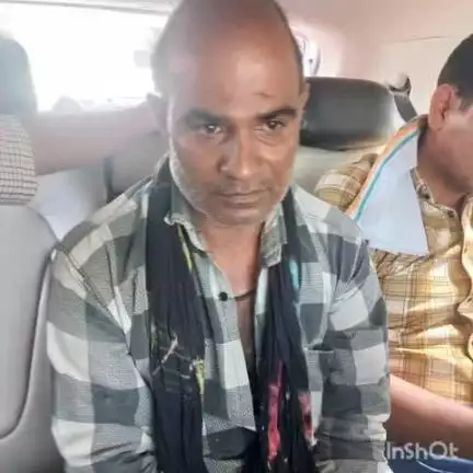 बीकानेर: पुलिस व डीएसटी ने संयुक्त कार्रवाई में गजनेर रोड से एक व्यक्ति को अवैध मादक पदार्थ के साथ गिरफ्तार किया