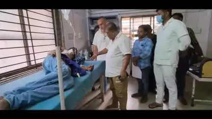 દેવગઢબારીયા: દેવગઢ બારીઆ નગર ના રાજ મહેલમાં વન્યપ્રાણી દીપડો આવી ચડ્યો