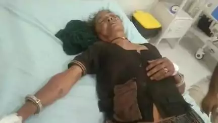 बनेड़ा: बनेड़ा के समीप चलती बाइक में कपड़े आने से महिला अनियंत्रित होकर गिरी, जिला अस्पताल में इलाज जारी