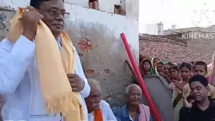 सुल्तानगंज: मंझली गांव में विधायक ललित नारायण मंडल ने पीसीसी सड़क का उद्घाटन किया