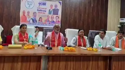 पुवायां: तिलहर विधानसभा के तिलहर ग्रामीण मंडल में कार्यकर्ताओं की एक महत्वपूर्ण बैठक संपन्न हुई