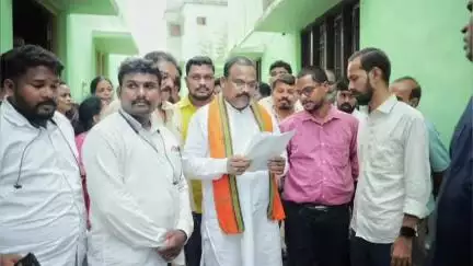 ରାୟଗଡା: ରାୟଗଡ଼ାରେ ପଶୁ ଓ ମତ୍ସ୍ୟ ସମ୍ପଦ ବିଭାଗ ମନ୍ତ୍ରୀଙ୍କୁ ସ୍ଵାଗତ ଜଣାଇଲେ ବିଜେପି ନେତା ଓ କର୍ମୀ