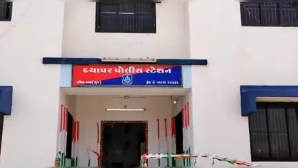 લખપત: દયાપરમાં ફળિયામાં આવવાની ના પાડતાં હુમલો કરાયો, પોલીસમાં નોંધાવી ફરિયાદ