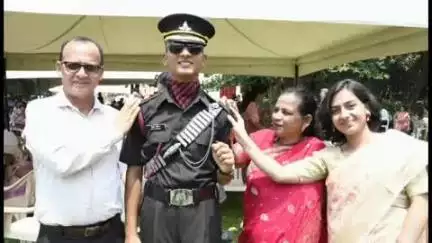 ऊना: सलोह घालुवाल के अनुज वशिष्ठ बने सेना में लेफ्टिनेंट, गांव में खुशी का माहौल