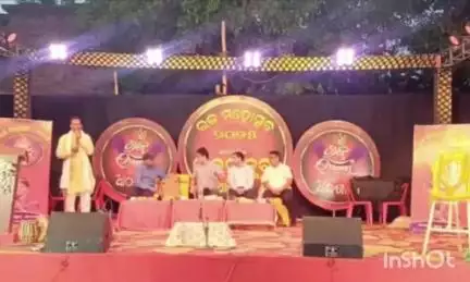କଟକ ପୌରାଞ୍ଚଳ: ଆଠଗଡ଼ରେ ରଜ ମହୋତ୍ସବକୁ ଉଦଘାଟନ କଲେ କଟକ ଜିଲ୍ଲାପାଳ, ଯୋଗଦେଲେ ବହୁ ମାନ୍ୟଗଣ୍ୟ ବ୍ୟକ୍ତି