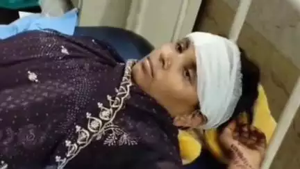 चास: मोहनडीह में महिला को जलाकर मारने का प्रयास, आरोपियों के खिलाफ कार्रवाई की मांग