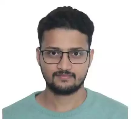 टेढ़ागाछ: टेढ़ागाछ के अमान ने नीट परीक्षा में 563 अंक पाकर रचा इतिहास, बधाई देने वालों का लगा तांता