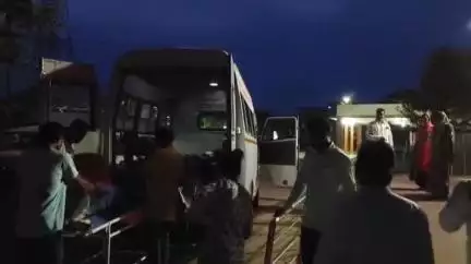 बालोद: गुजरा में पिकअप की टक्कर से बाइक सवार दो चचेरे भाई गंभीर रूप से घायल, किया गया रायपुर रेफर