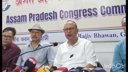 গুৱাহাটী: ৰাজীৱ ভৱনত নগাঁৱৰ সাংসদ প্ৰদ্যুৎ বৰদলৈৰ সংবাদ মেল ,ধুবুৰীত কুটাঘাট কৰিব খোজা অশুভ শক্তিক মশিমুৰ কৰিবই লাগিব