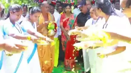 పెళ్ళకూరులో నూతన పబ్లిక్ హెల్త్ భవనం ప్రారంభం