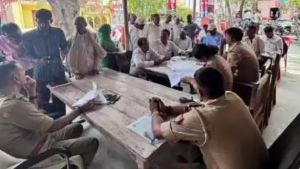 मड़ियाहू: मडियाहू में संपूर्ण थाना समाधान दिवस में आए 17 मामलों में से चार का हुआ निस्तारण