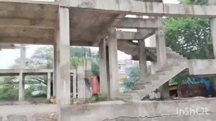 పరిగి: నత్తనడకన పరిగి కూరగాయల మార్కెట్ నిర్మాణ పనులు, త్వరితగతిన పూర్తయ్యే విధంగా కృషి చేయాలన్న స్థానికులు  #localissue