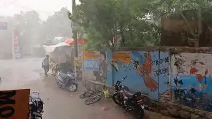 आंधी तूफान अचानक देखने को मिला अंबा कल शाम 5:30 बजे