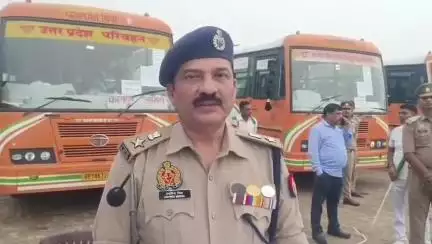 अकबरपुर: उ0 प्र0 पुलिस भर्ती-2023 के अंतर्गत चयनित अभ्यर्थियों को ब्रीफ कर रवाना किए जाने की जानकारी एसपी ने दी