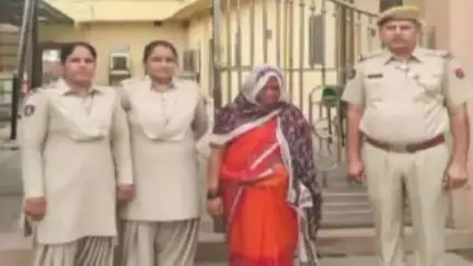 जोधपुर: बनाड़ थाना पुलिस ने महिला यात्री के गहने चोरी के मामले में सीसीटीवी खंगालकर महिला चोर को किया गिरफ्तार