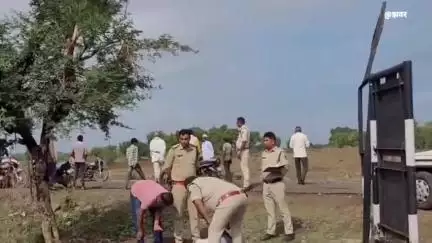 खंडवा नगर: बड़गांव गुर्जर फाटे के पास मिला एक व्यक्ति का शव, मौके पर पहुंची कोतवाली पुलिस, जांच जारी