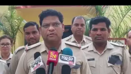 ଲୋଇସିଂହା: ଓଡିଶା ଅଗଜେଟେଡ଼ ଫରେଷ୍ଟ ସେର୍ଭିସ୍ ଏସୋସିଏସନ ର ପ୍ରସ୍ତାବ ଓ ନିଷ୍ପତ୍ତିକୂ ନେଇ ପ୍ରତିକ୍ରିୟା ରଖିଲେ ଆନ୍ଦୋଳନ କାରୀ ବନ କର୍ମୀ