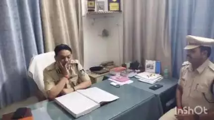 हुज़ूर: रीवा जोन आईजी गौरव राजपूत ने कॉम्बिग गश्त को लेकर शहरी व ग्रामीण थानों का किया निरीक्षण