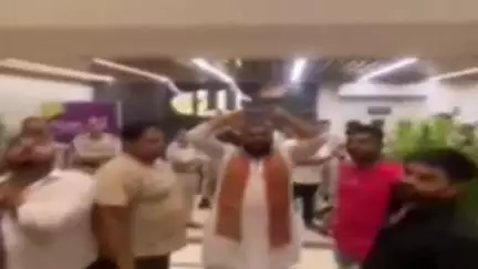 हुज़ूर: भोपाल के पब बार में बजरंग दल का हंगामा, पब में अश्लीलता और ड्रग्स को लेकर किया हंगामा