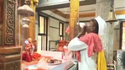 સાગબારા: દેવમોગરા મંદિર ખાતે આજે રવિવારના દિવસે ભક્તોની ભાડે ભીડ દર્શને ધારાસભ્ય ઉપસ્થિત રહ્યા