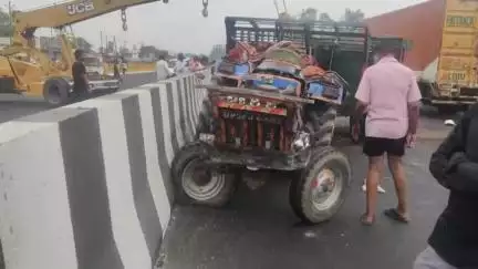धनौरा: गजरौला जूबिलेंट फैक्ट्री के पास तेज रफ्तार कैंटर ने बाइक सवार 2 युवकों को कुचला, मौके पर हुई दर्दनाक मौत