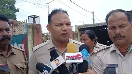 ବଲାଙ୍ଗୀର: ଜିଲ୍ଲା ରେଞ୍ଜକାର୍ଯ୍ୟାଳୟଠାରେ  ଅଗଜେଟେଡ଼ ଫରେଷ୍ଟ ସର୍ଭିସ୍ ଏସୋସିଏସନର ପ୍ରସ୍ତାବ ଓ ନିଷ୍ପତ୍ତିକୂ ନେଇ ପ୍ରତିକ୍ରିୟା ରଖିଲେ ବନ କର୍ମୀ