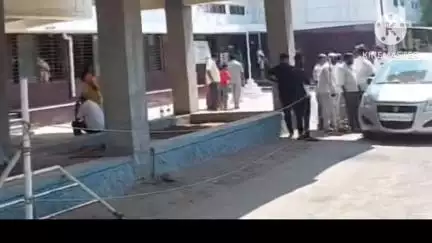 शिराळा: आंब्याच्या झाडावरून पडल्याने कदमवाडीच्या सरपंचाचा मृत्यू;कोकरूड पोलिस ठाण्यात झाली घटनेची नोंद