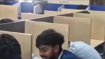 नारनौल: जिला लाइब्रेरी में एसी खराब होने से गर्मी में पढ़ने को मजबूर सैकड़ों बच्चे #jansamsya