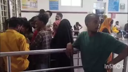 सबलगढ़: सबलगढ़ सिविल अस्पताल में कर्मचारी मरीजों से मुफ़्त पर्ची के भी ₹10 ले रहे हैं