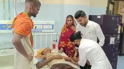 बिहार: दीपनगर के बाजीत पुर गांव में खेत से भैंस भगाने को लेकर मारपीट, 3 लोग हुए जख्मी