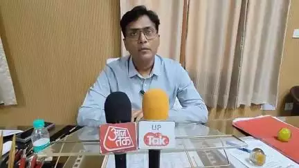 मैनपुरी: हाफिजपुर में बोरिंग ब्लास्ट से फैली बीमारी पर जिलाधिकारी ने दी जानकारी