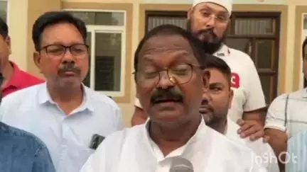 अंबिकापुर: छत्तीसगढ़ के पूर्व खाद्यमंत्री अमरजीत भगत से पब्लिक एप की टीम ने नकली खाद बीज पर सवाल किया, सरकार को ध्यान देने की सलाह दी