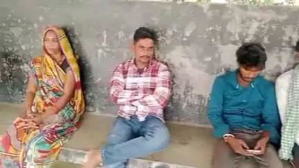 लखीमपुर: टेढ़ी गांव, राजस्थान से मजदूरी करके घर वापस आए युवक ने अज्ञात कारणों से खाया जहरीला पदार्थ, अस्पताल में हुई मौत
