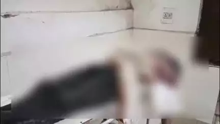 सतना रेलवे मुसाफिर खाने में फाइनेंस कर्मचारी का शव मिलने से सनसनी, जीआरपी ने शव को ज़िला अस्पताल भेजा