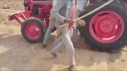 छतरपुर: दिदौल गांव में हुई मारपीट का वीडियो वायरल, पुलिस ने दोनों पक्षों पर मामला दर्ज किया!