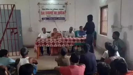 कोडरमा: जिला विधिक सेवा प्राधिकार द्वारा कोडरमा जेल में जेल अदालत और स्वास्थ्य जांच शिविर का आयोजन