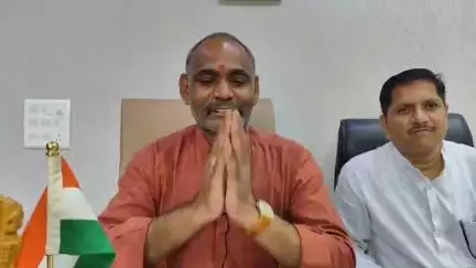 છોટાઉદેપુર: છોટાઉદેપુર થી પાવાગઢ પદયાત્રામાં જોડાવા સાંસદ જશુભાઈ રાઠવાની પ્રજાને અપીલ, સાંસદ કાર્યાલયથી સાંસદે આપી પ્રતિક્રિયા.
