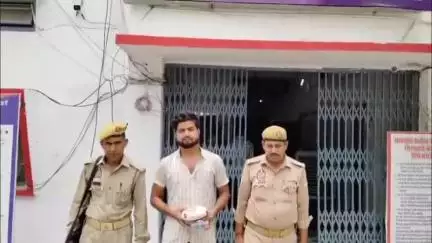 नवाबगंज: दारापुर मोड के पास एएनटीएफ की टीम ने एक तस्कर को किया गिरफ्तार, कब्जे से 864 ग्राम अवैध स्मैक बरामद